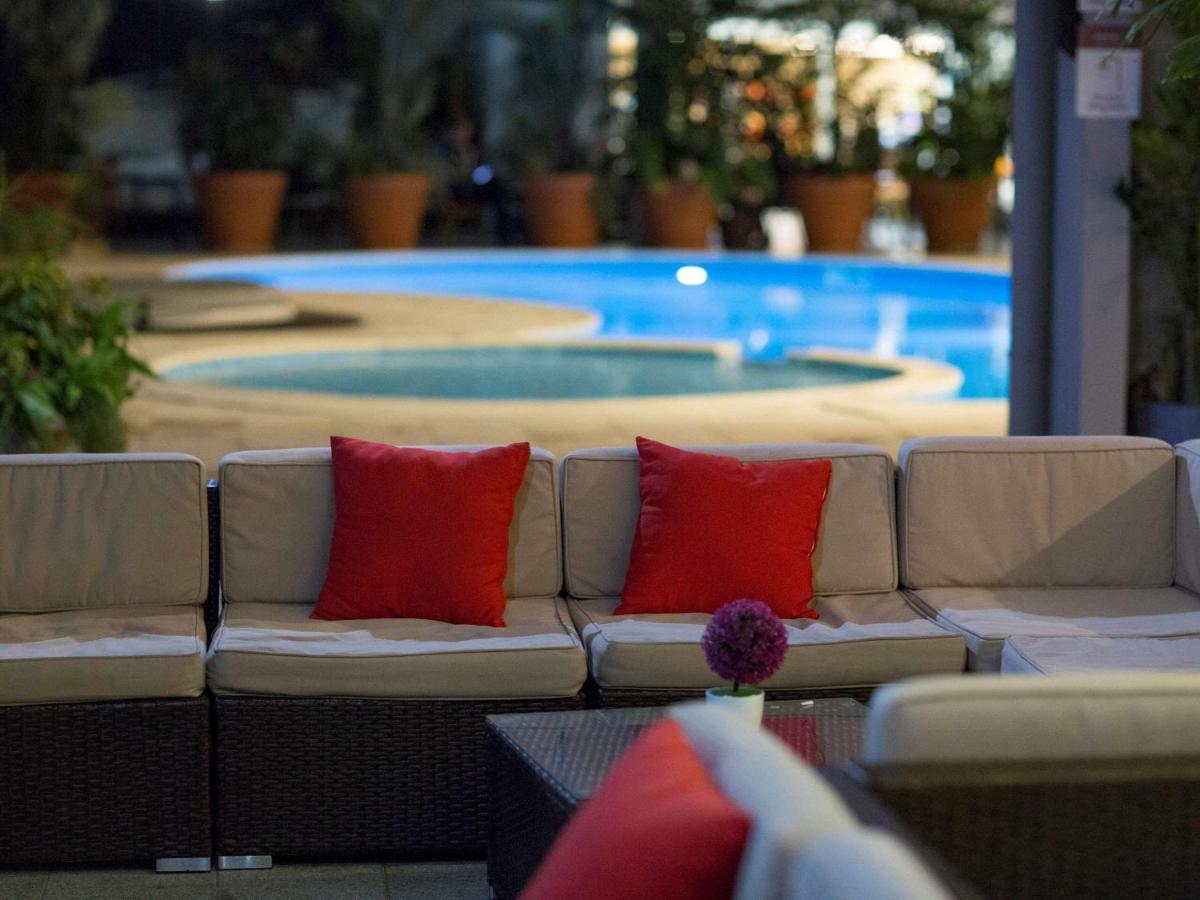 Mercure Cayenne Royal Amazonia Exterior photo
